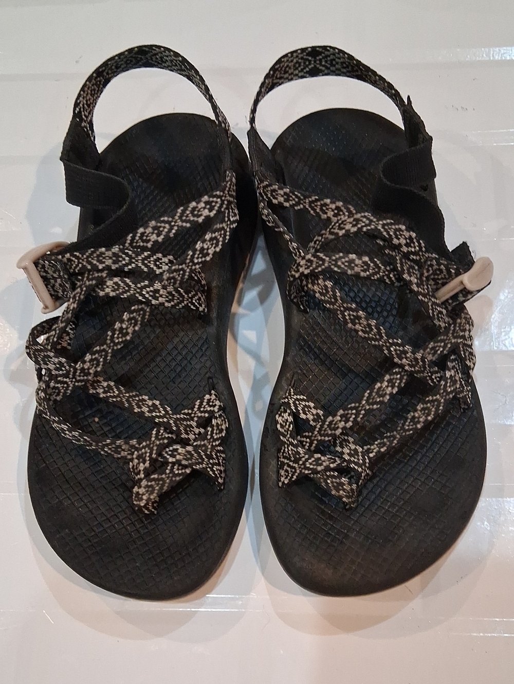 Chaco ZX/2 Dual- Strapped Patterned Sandals Size 9